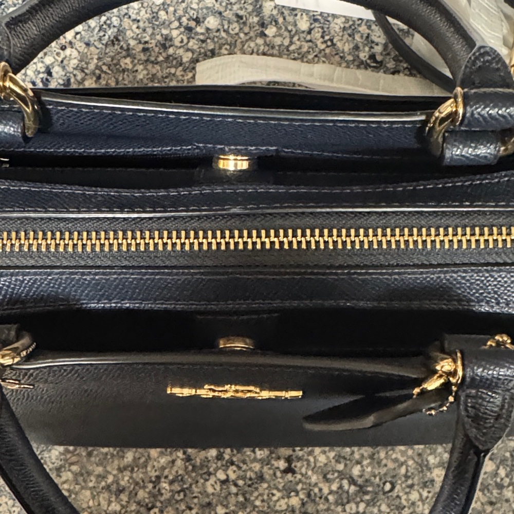 Coach Almost New Navy Leather Satchel with Gold Details - Picture 5 of 6